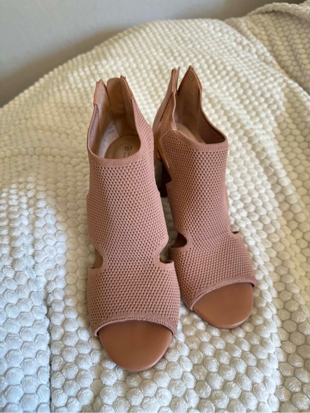 Gianibernini memory foam heels Womens Knit Open-Toe Block Heel Sandals